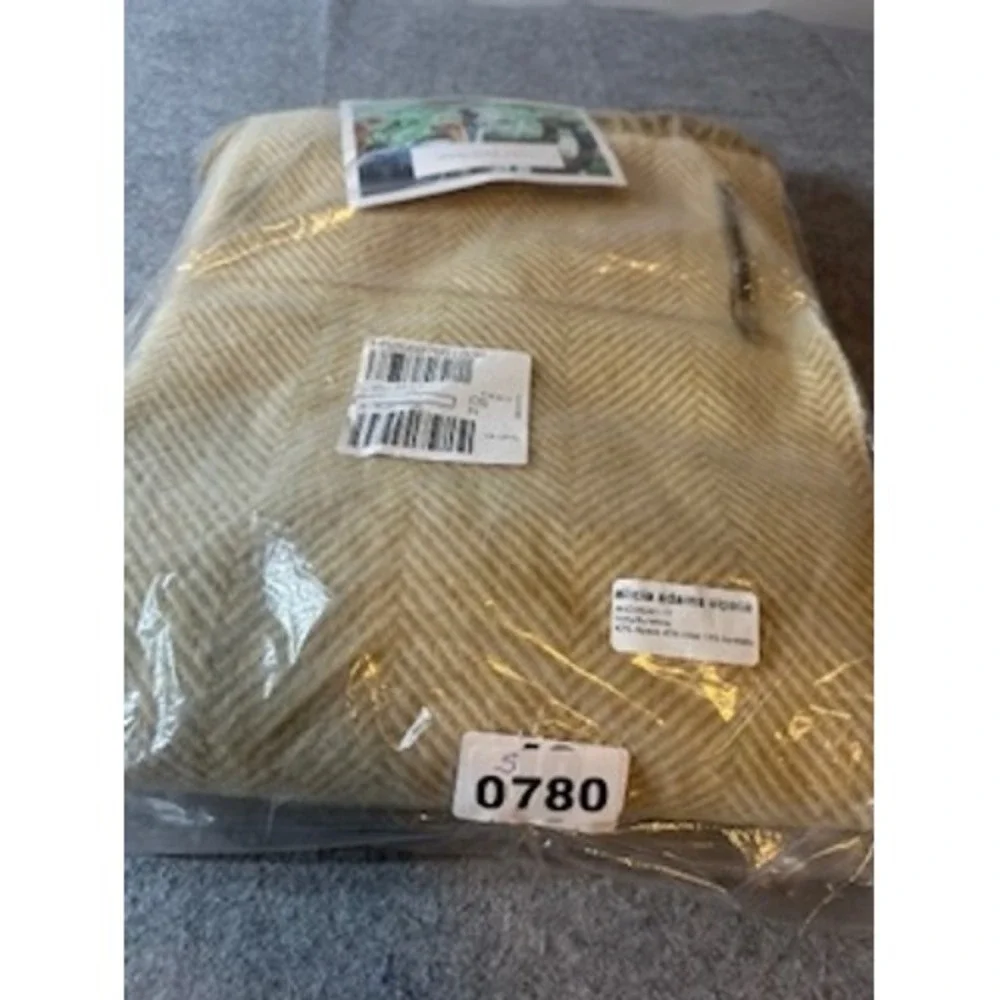 Alicia Adams Alpaca luxurious alpaca